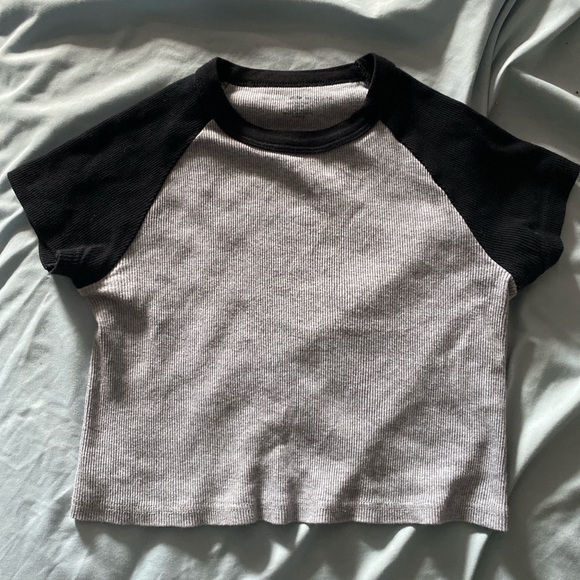Brandy Melville Tops - Brandy melville bella top